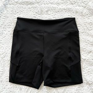 PINK Active Black Biker Shorts. Size Large.